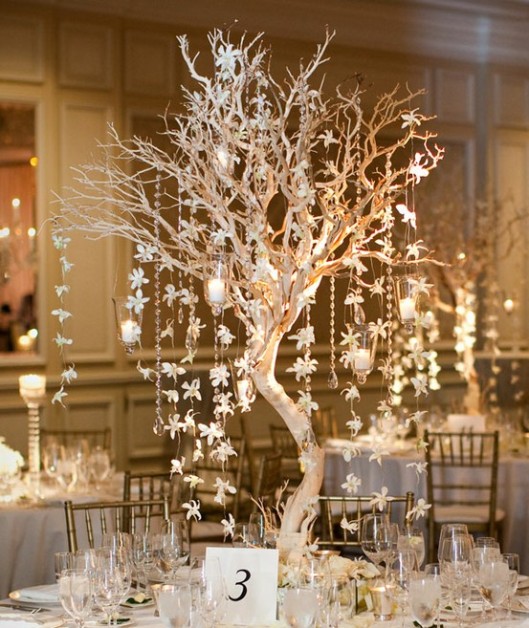  it also incorporates crystals and candles for a spectacular effect